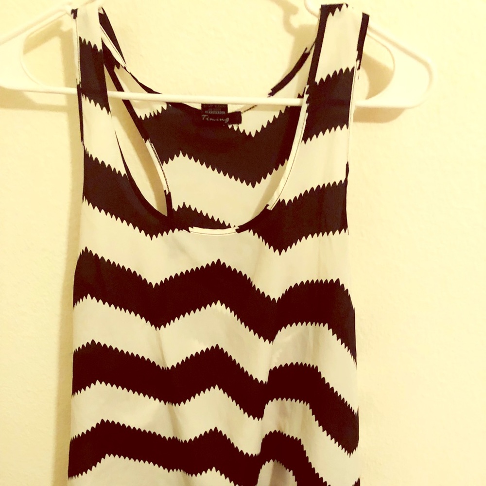 Timing women’s blouse